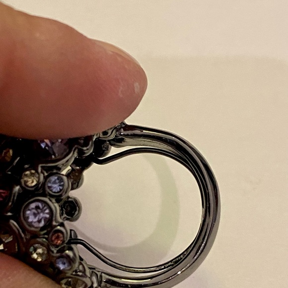 Party ring! - Picture 5 of 9